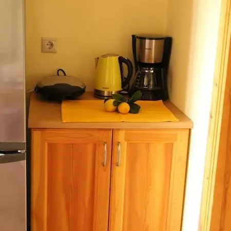 Apartment Lemon Tree 1
