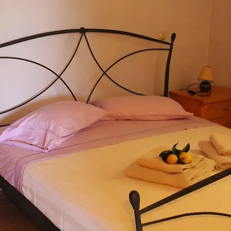 Apartment Lemon Tree 1 Agios Nikitas